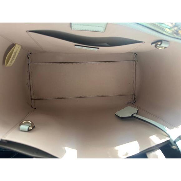 Kate Spade New York Light Blue Leather Tote Bag Satchel Purse - Picture 4 of 8